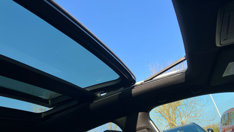 Honda Civic 2.0 eHEV Advance 5dr CVT Hybrid Hatchback